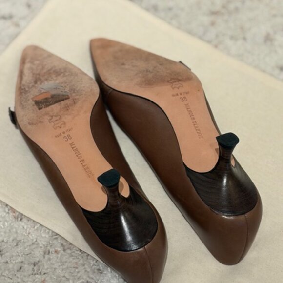 Vintage (1991) Manolo Blahnik Kitten Heel - Picture 3 of 3